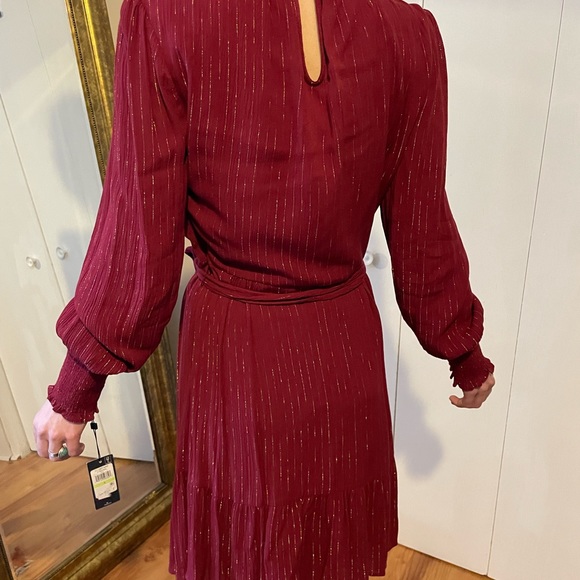 Tommy Hilfiger high collar cocktail or work dress. Delicate gold lines on Ruby - Picture 2 of 8